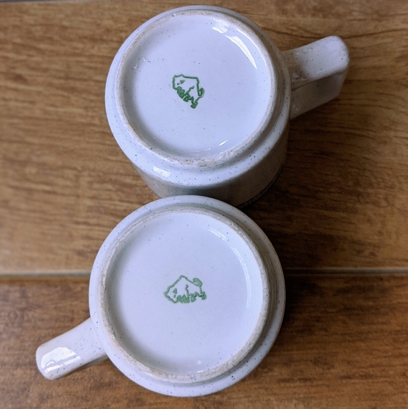 2 Buffalo China Mid-Century Mugs - Picture 5 of 9